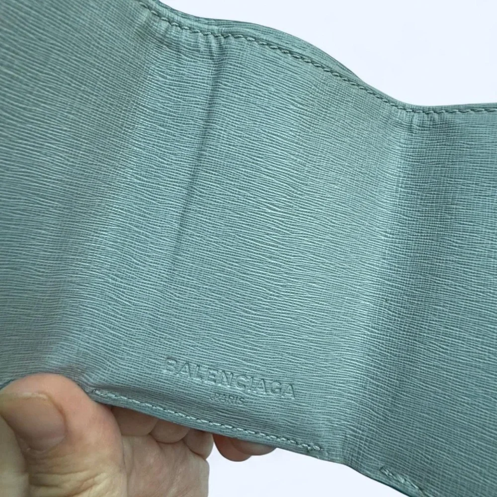 Sold - Picture 4 of 7